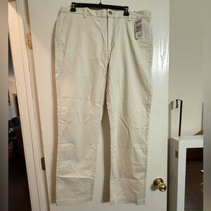 Vineyard Vines Light Khaki Breaker Pants. NWT